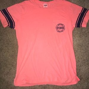 VS PINK coral t-shirt